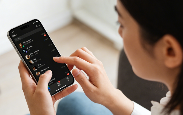 如何设置 SafeW 消息的隐私和安全选项？